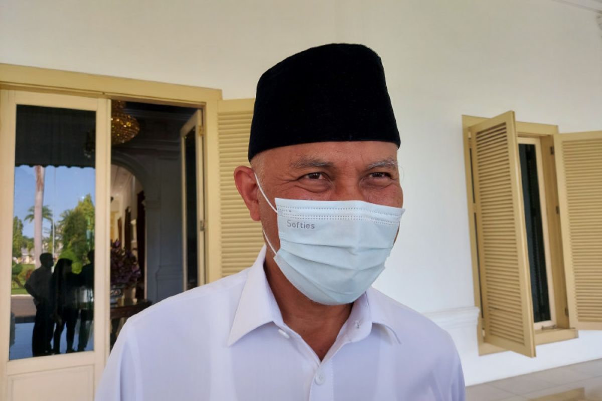 Gubernur Sumbar ingatkan kepala daerah lakukan mutasi sesuai aturan