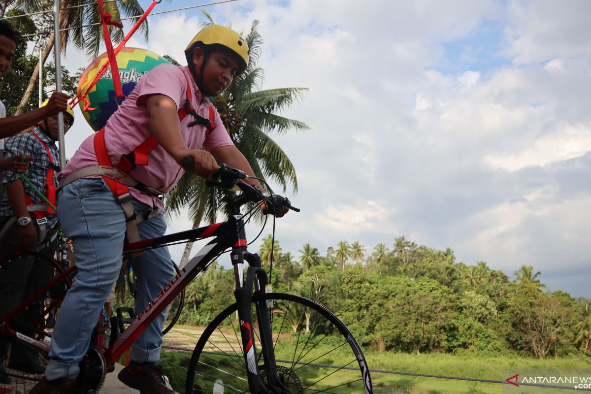 Sandiaga Uno akan kunjungi desa wisata di lereng bukit berpemandangan sawah dan ladang di Pariaman