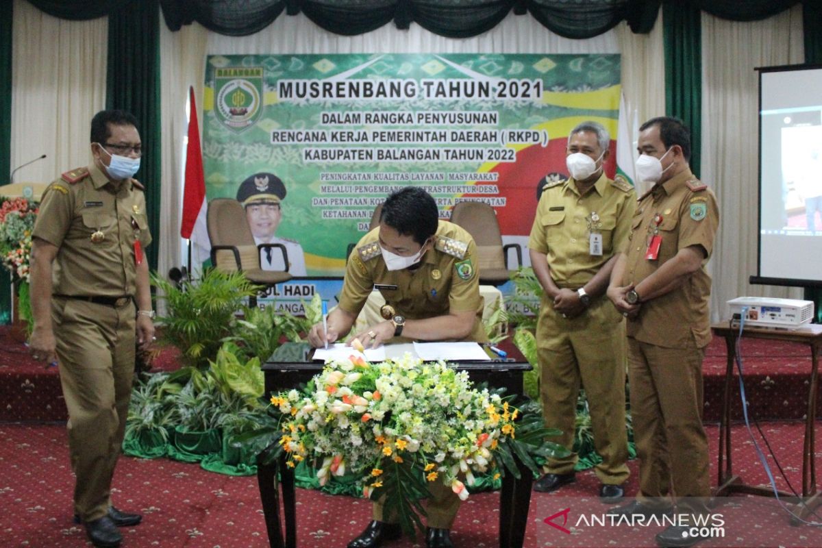 Infrastruktur pedesaan dan ekonomi masyarakat jadi prioritas program kerja Balangan 2022