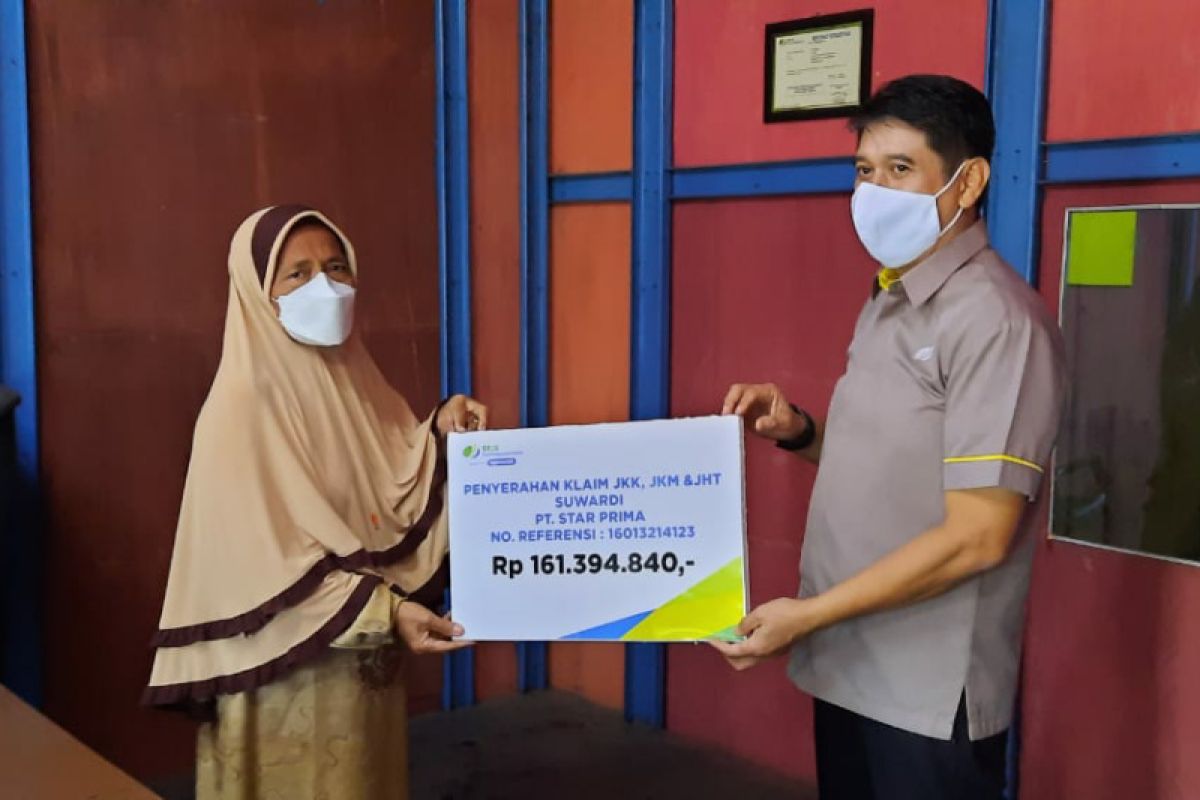 BPJAMSOSTEK Semarang Majapahit serahkan 3 santunan total Rp161 juta