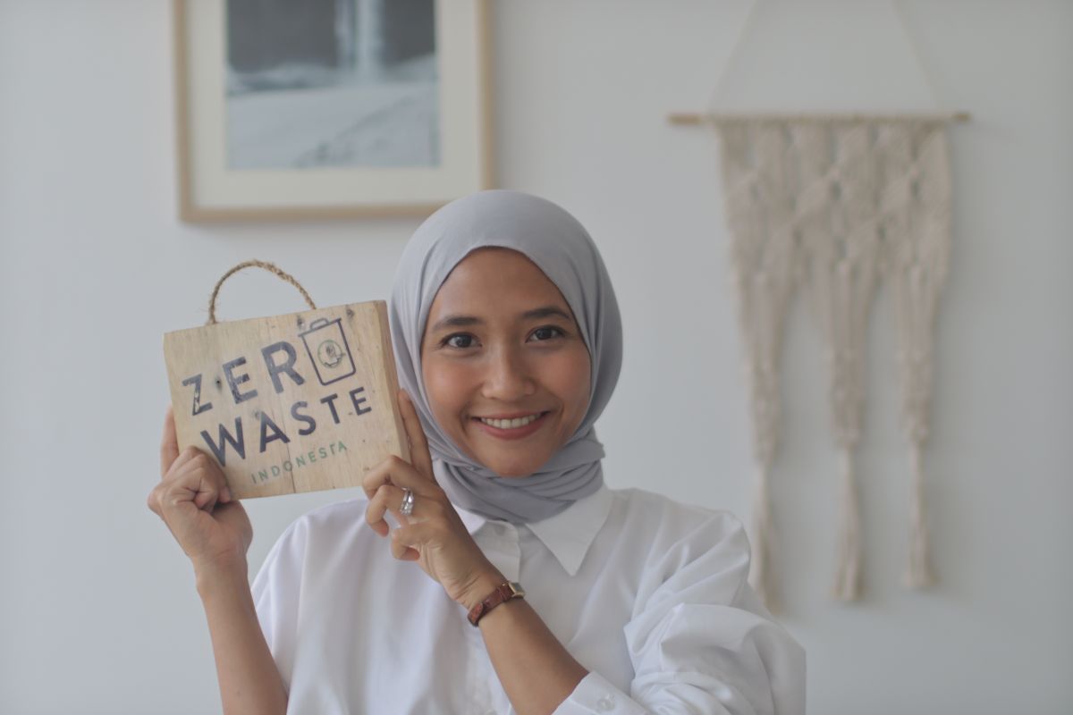 Mengenal sosok perempuan pejuang gaya hidup nol sampah