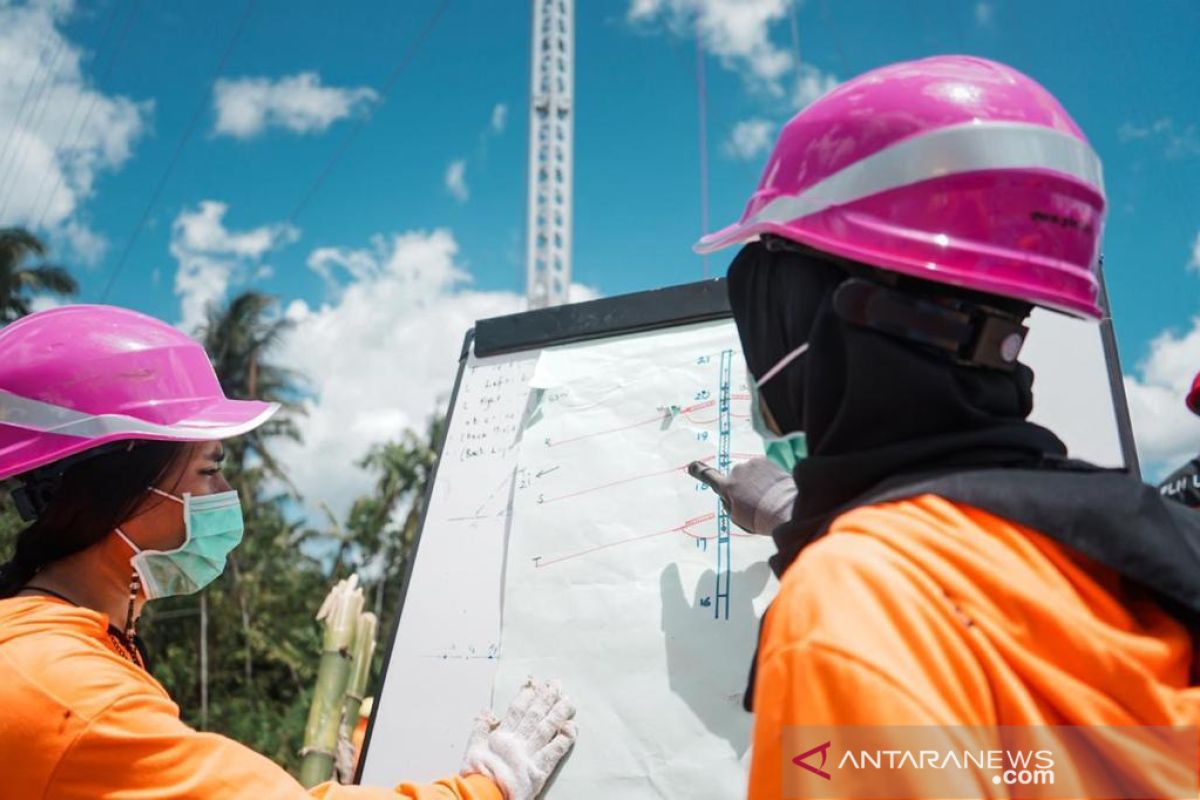 Kiprah dua Kartini PLN dibalik berdirinya menara daruratdi pulau Timor