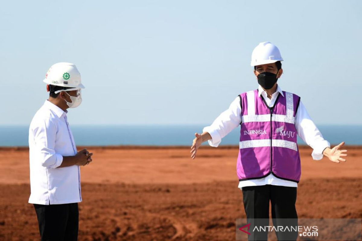 Presiden Jokowi tinjau kesiapan kawasan industri Batang