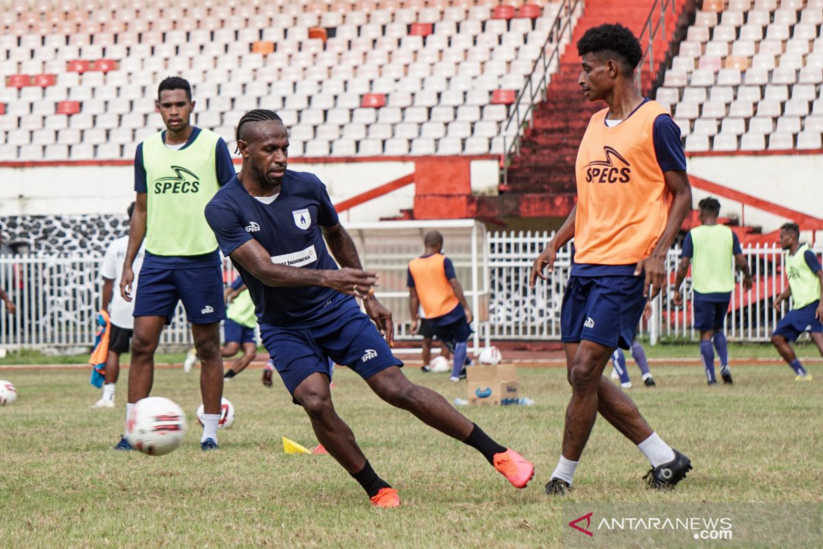 Piala AFC 2021 berpotensi dilanjutkan tanpa Bali United dan Persipura