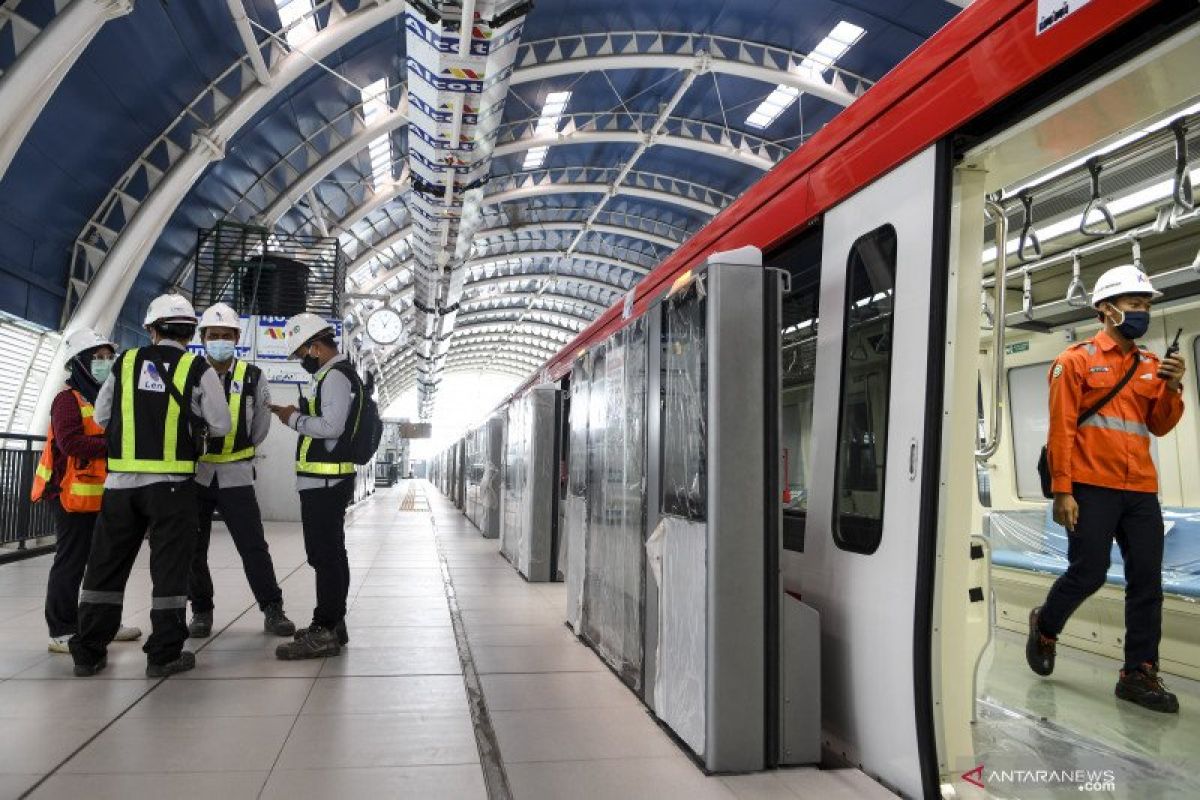 LRT Jabodebek ditargetkan beroperasi pertengahan 2022