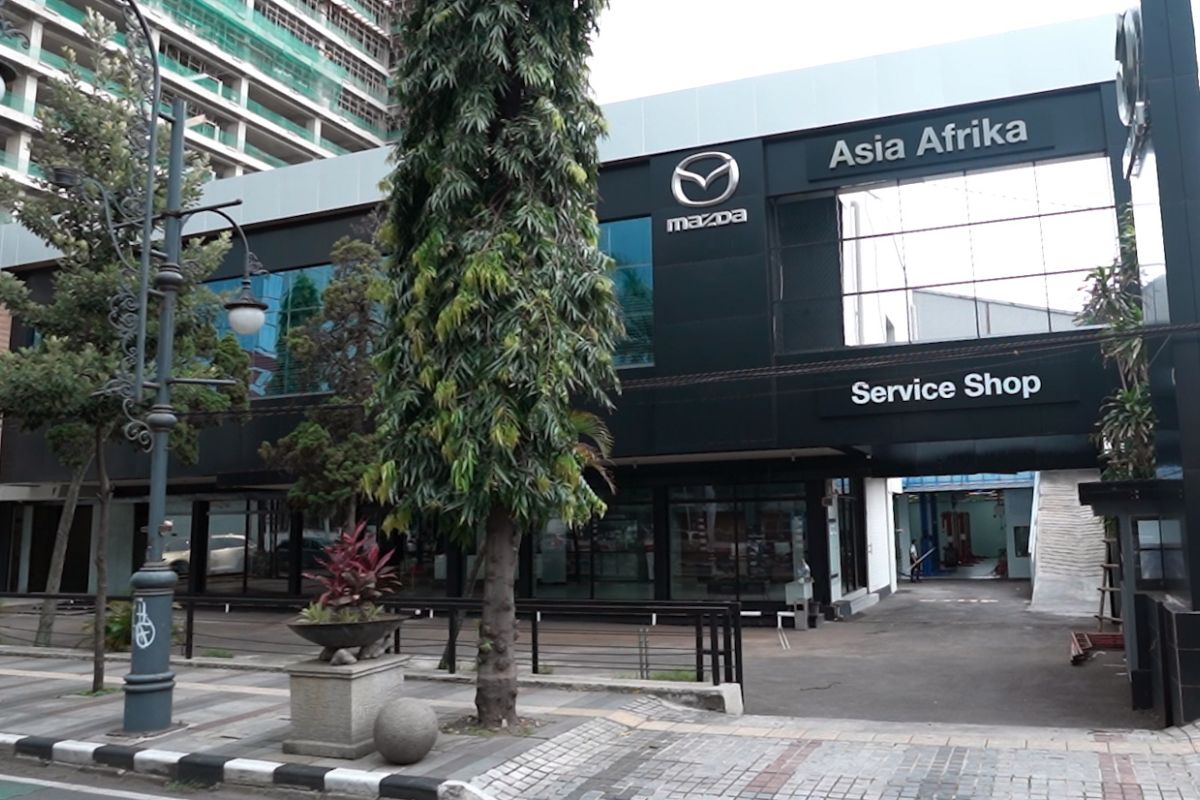 Mazda buka diler "Asia Afrika"