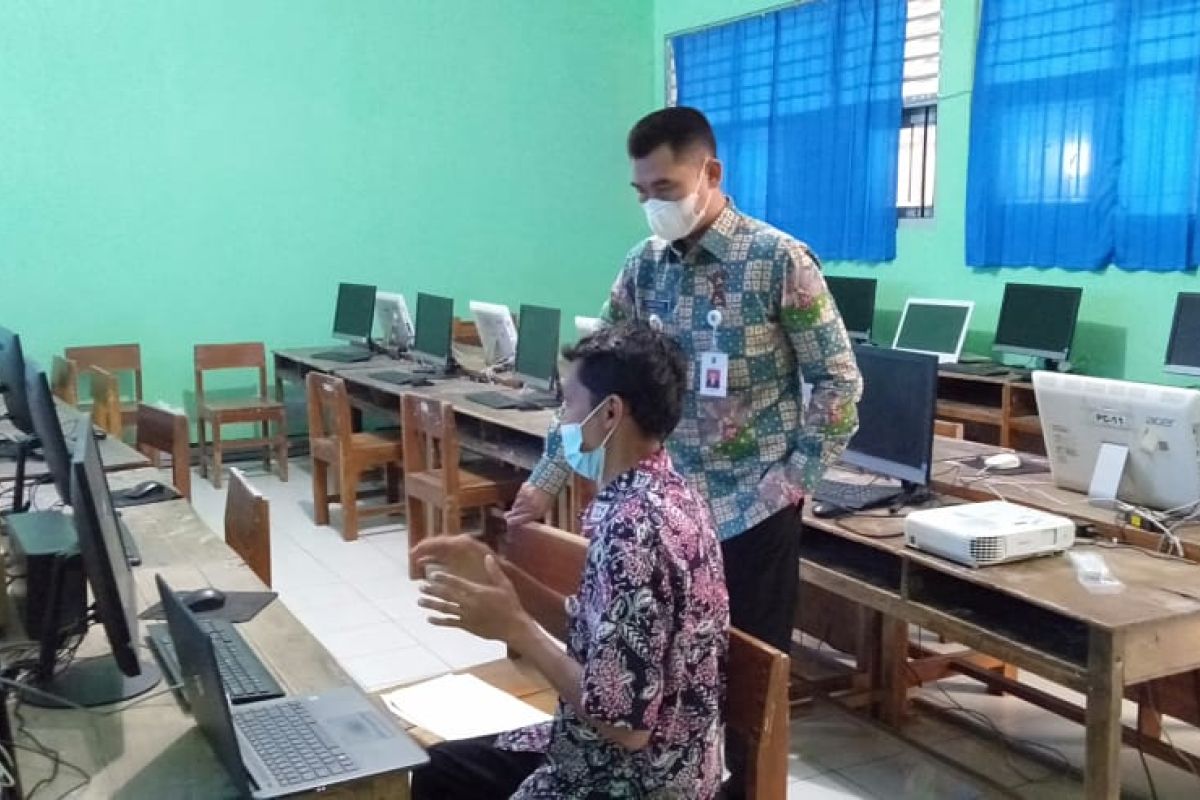 Disdikpora Gunung Kidul mengizinkan belajar tatap muka di sekolah