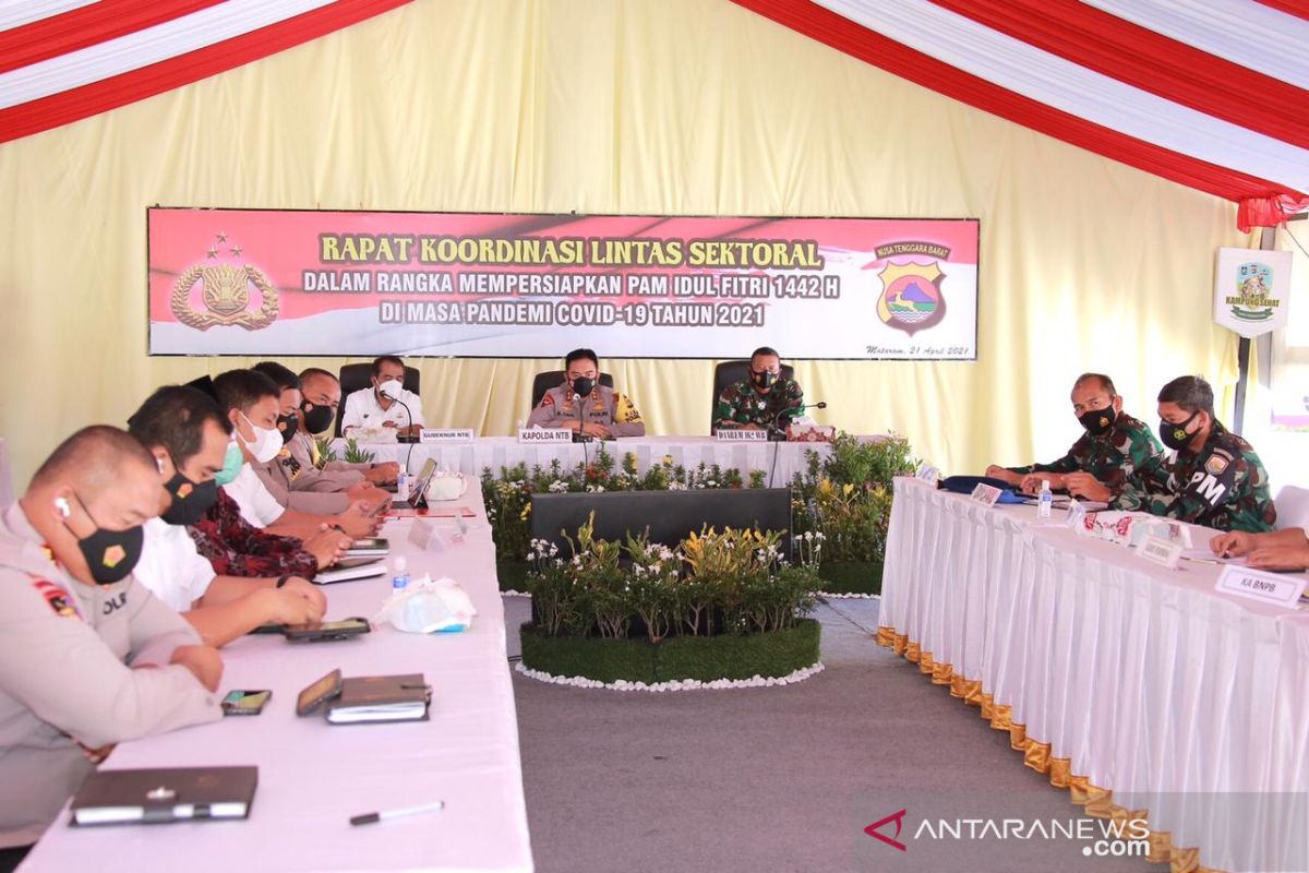 Rapat lintas sektoral kesiapan Pam Idul Fitri1442 dipimpin Mendagri melalui video conference