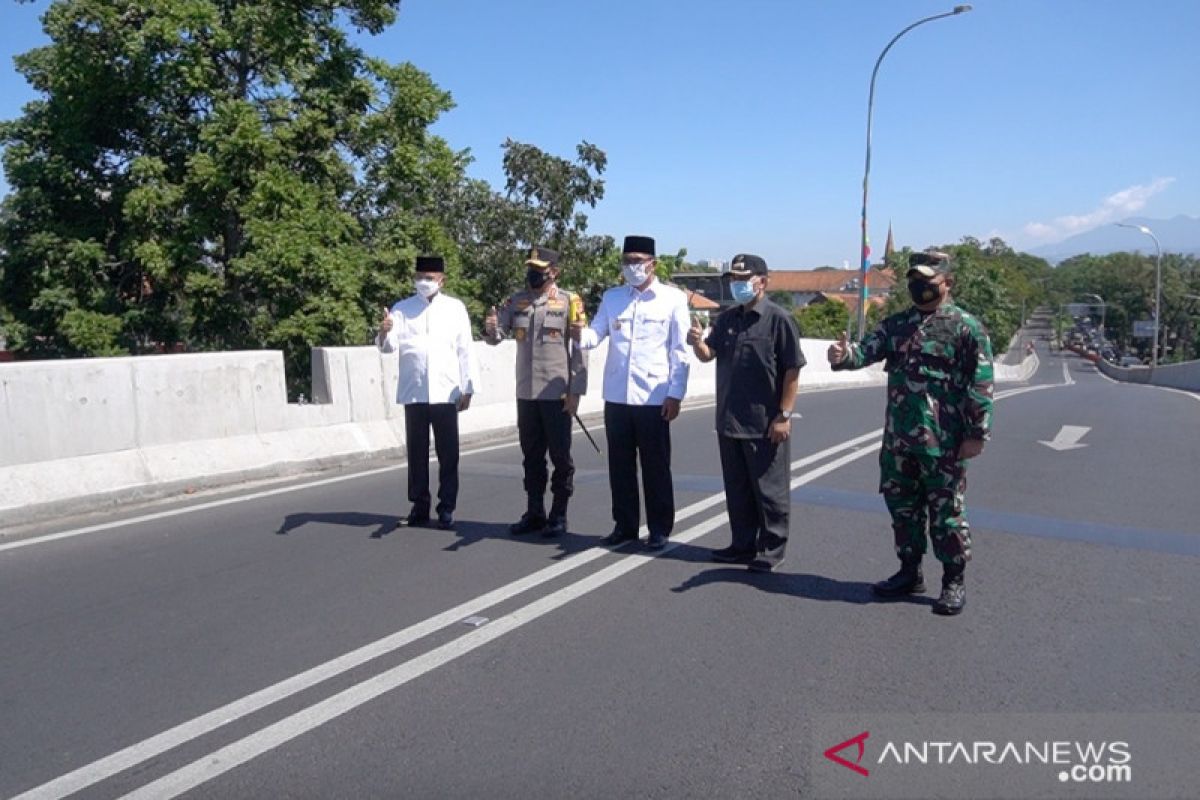 Ridwan Kamil resmikan dua jalan layang di Kota Bandung