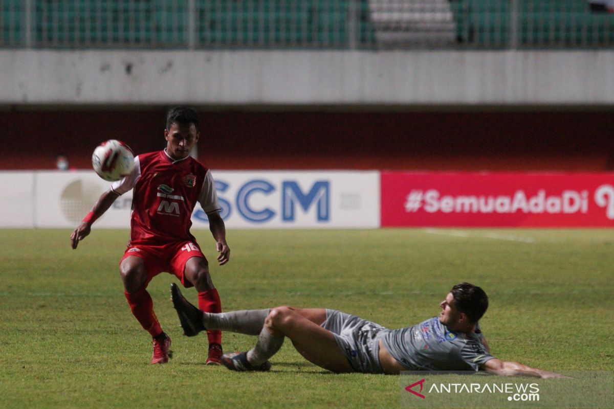 Persija Jakarta kalahkan Persib Bandung 2-0