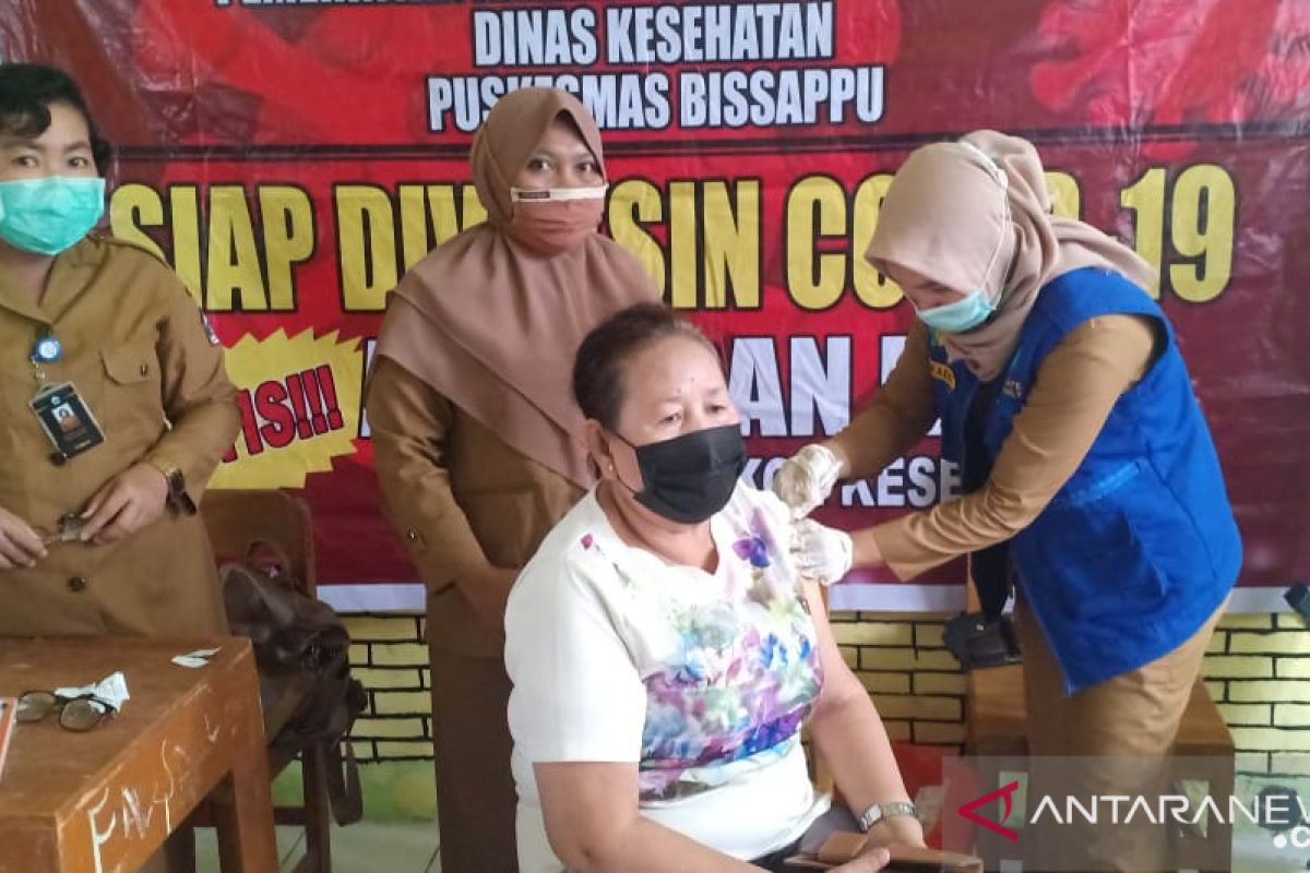 Pemkab Bantaeng siapkan pos lansia untuk tingkatkan cakupan vaksinasi