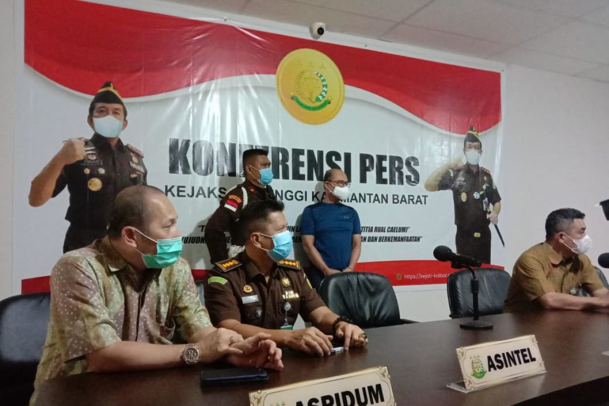 Kejati Kalbar tangkap Asong yang buron 15 tahun kasus 