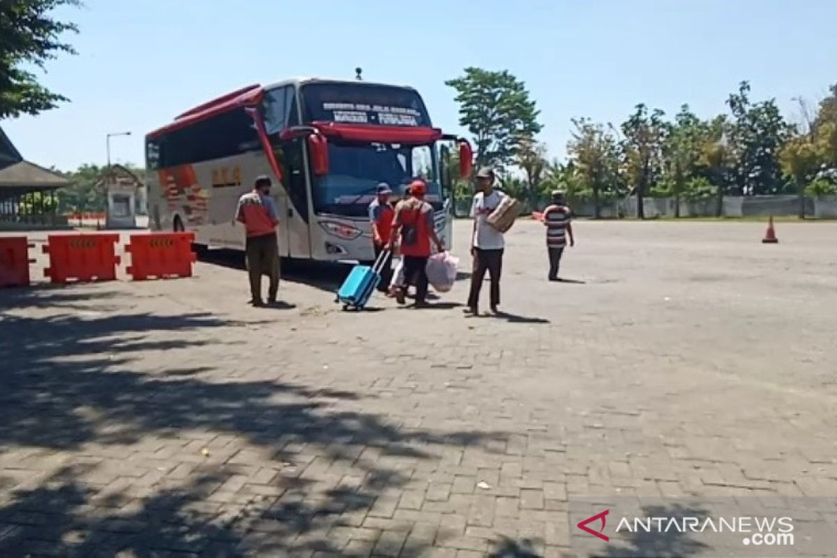 Jumlah penumpang di Terminal Madiun turun 75 persen dampak larangan mudik