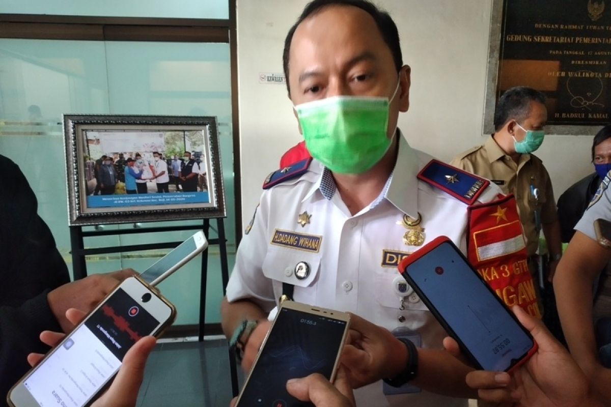 Dishub Depok amati aktivitas penumpang bus di Terminal Jatijajar