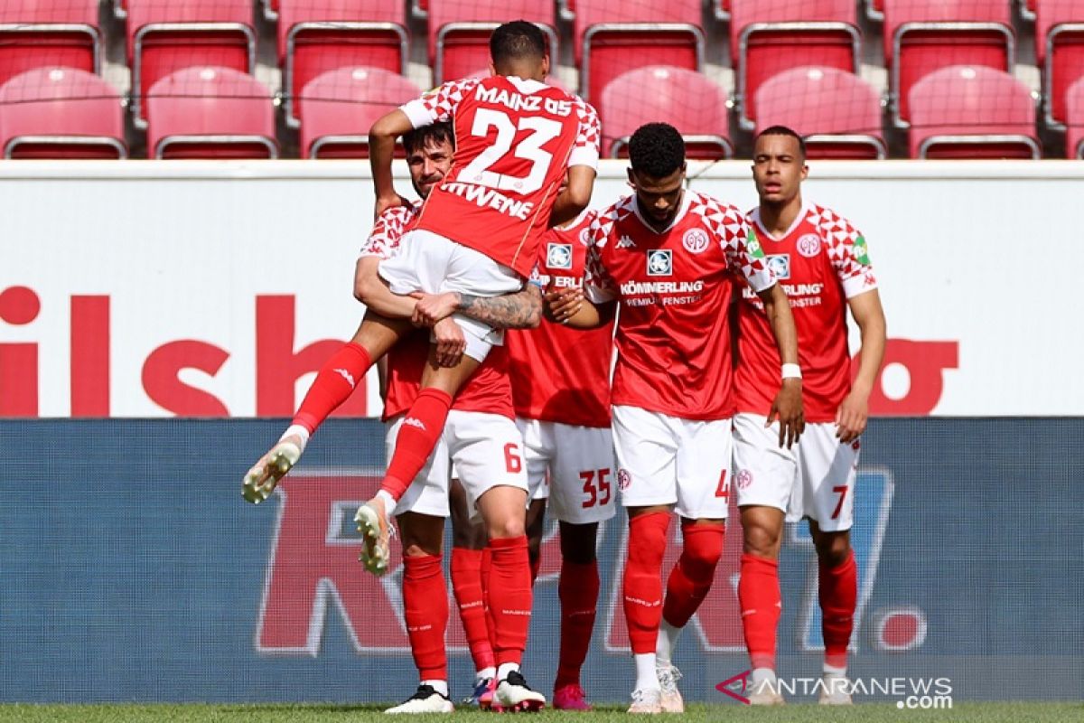 Liga Jerman, Mainz paksa Bayern tunda pesta juara