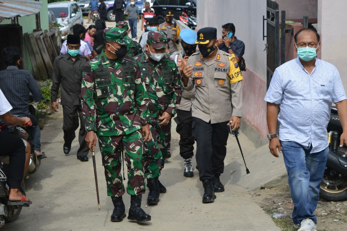 Danrem 023/KS dampingi Pangdam dan Kapolda tinjau PSU Madina