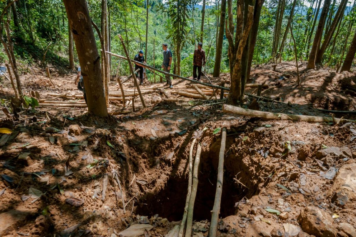 Gunung Liman dirusak penambang emas, bikin warga Baduy terusik