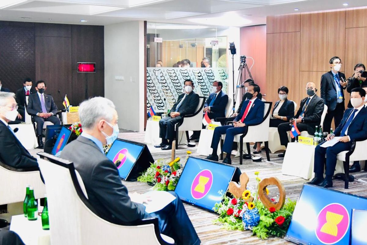 ASEAN, junta leaders discuss Myanmar issue