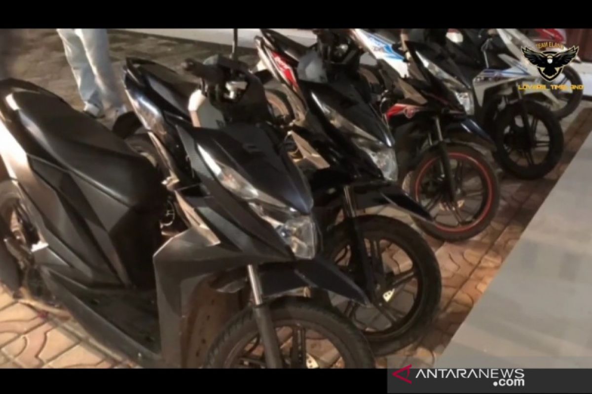 Polisi ringkus pencuri tujuh unit sepeda motor di Bukittinggi