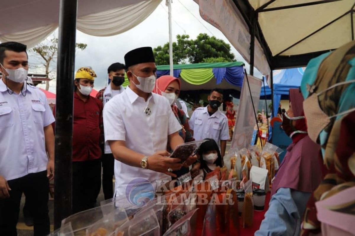 Bupati Lampung Barat buka Bazar Ramadhan Pedagang Mandiri