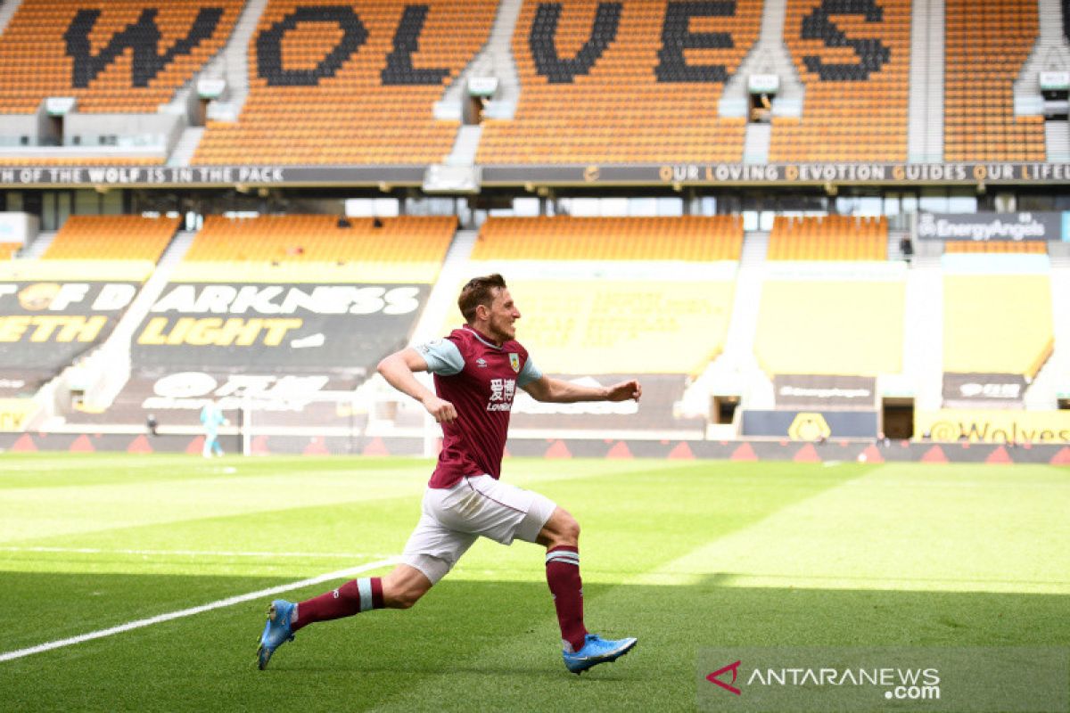 Burnley jauhi ancaman degradasi seusai cukur Wolverhampton