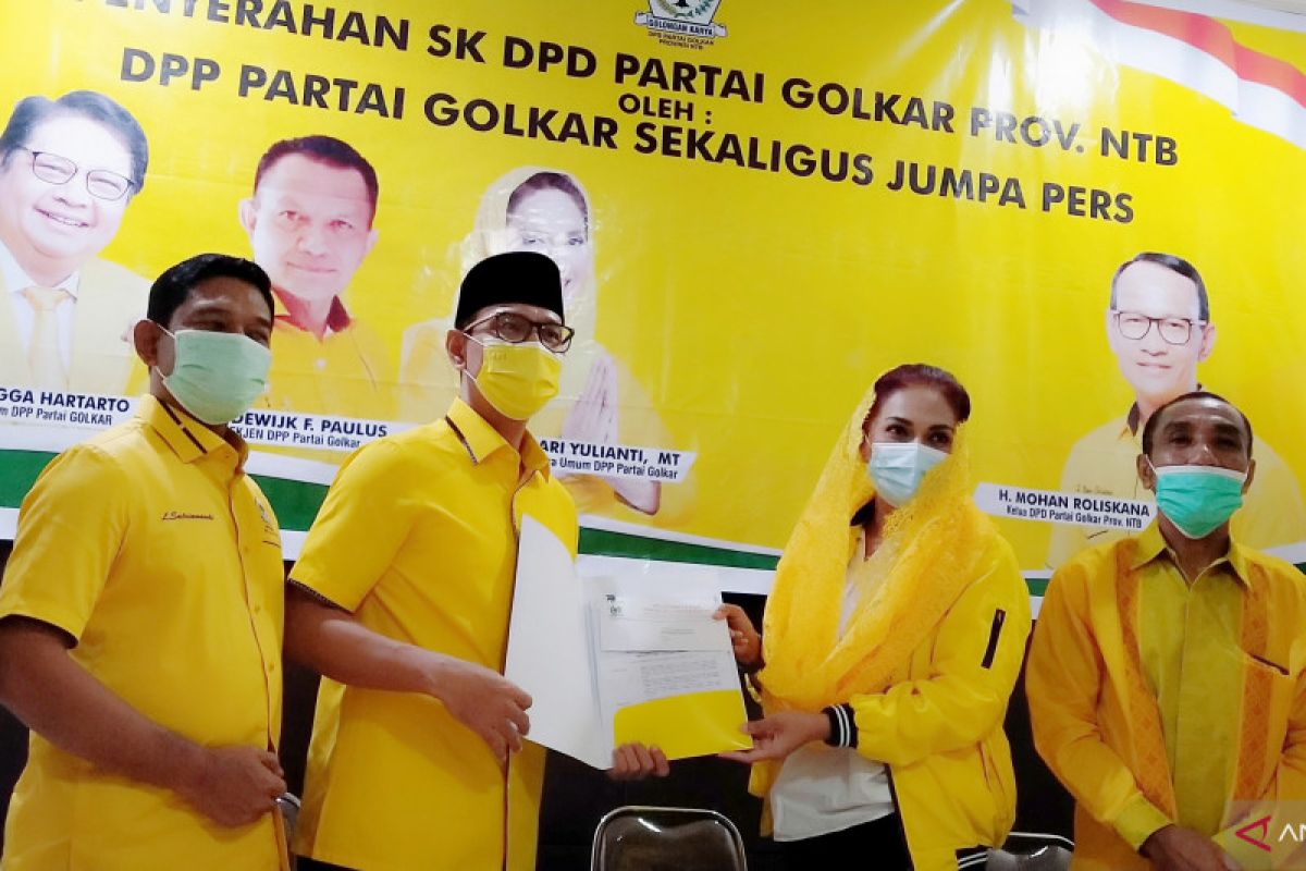 Walikota Mataram resmi menerima SK Ketua DPD Golkar NTB