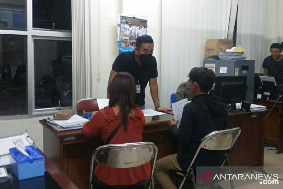 Satpol PP Belitung amankan empat pasangan bukan suami istri di penginapan