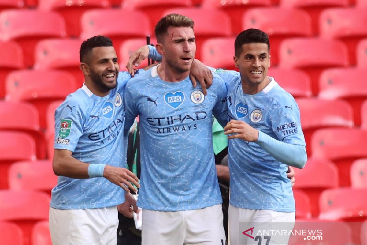 Laporte bawa Manchester City juarai Piala Liga empat musim