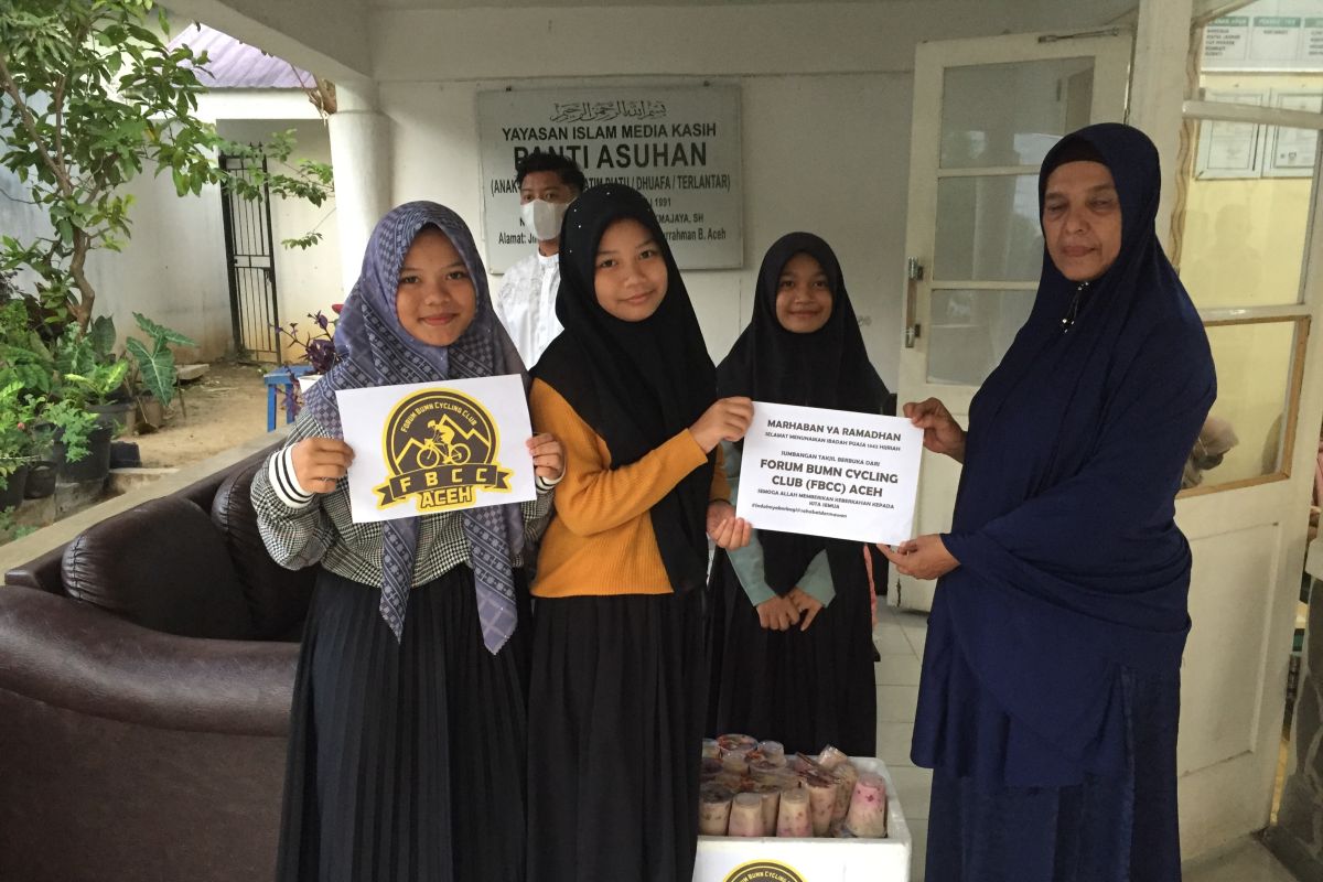 Momentum Ramadhan, FBCC Aceh berbagi takjil di Panti Asuhan
