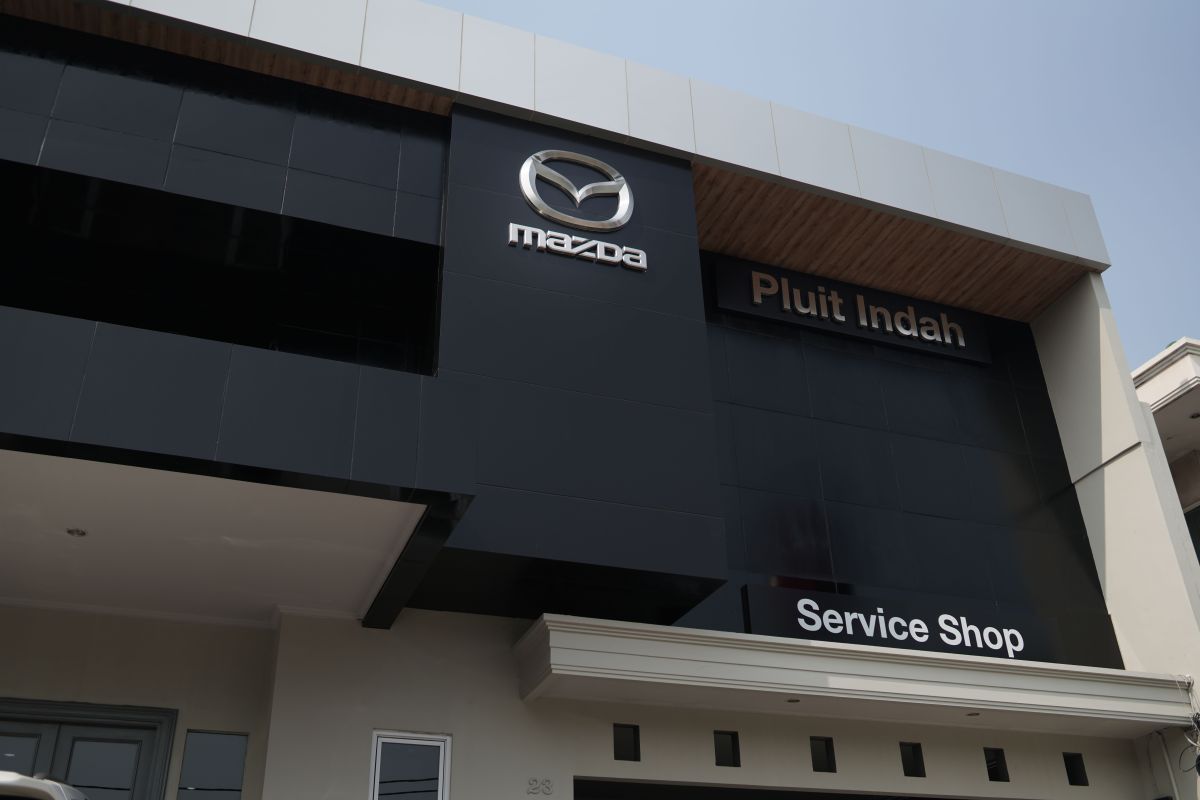 Mazda buka diler baru di Pluit