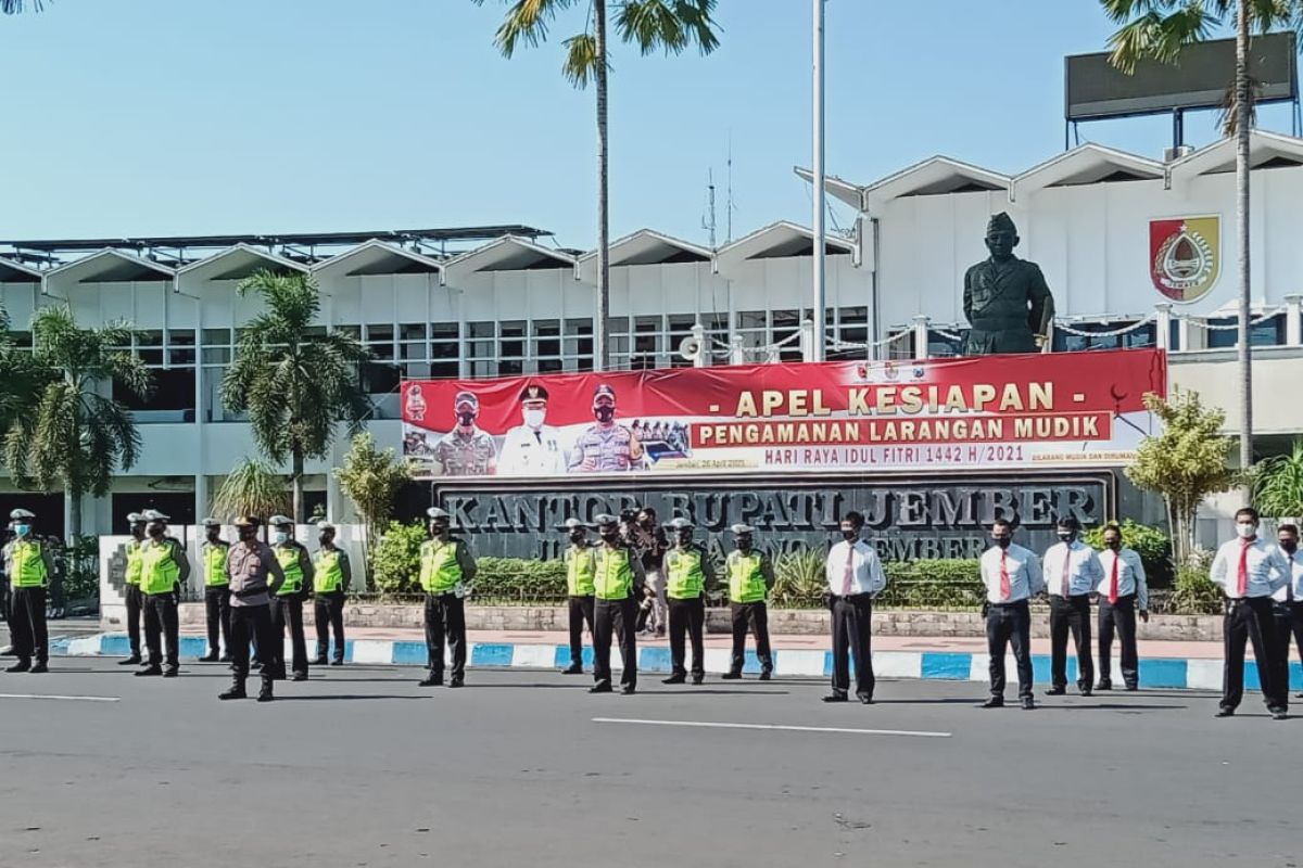 Bupati Jember tegaskan larangan mudik untuk antisipasi lonjakan COVID-19