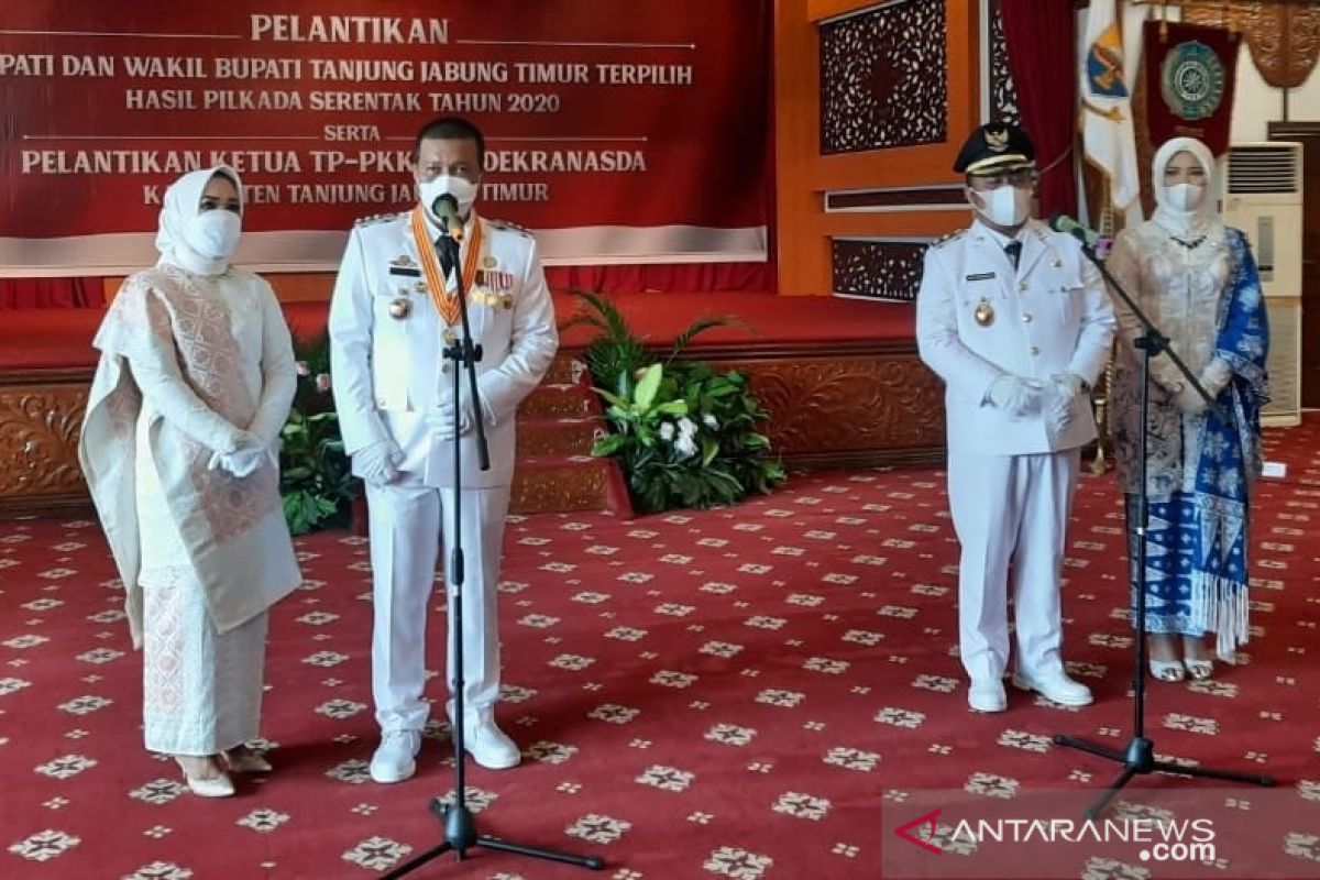 Gubernur Jambi minta Romi-Robby langsung fokus tangani COVID-19