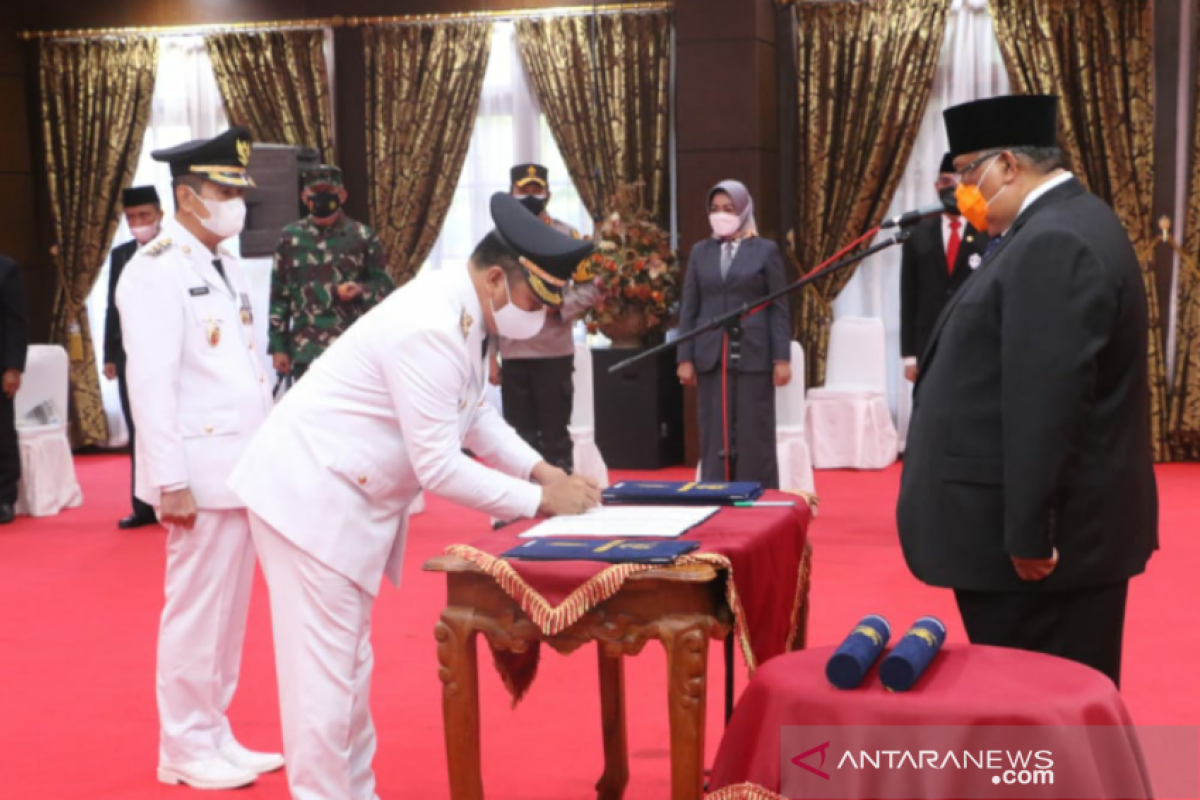 Gubernur Sultra minta bupati-wabub dilantik realisasikan janji politik