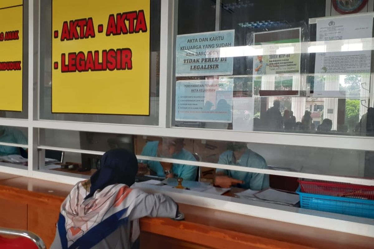 Disdukcapil Bandarlampung gunakan empat loket untuk percepat layanan