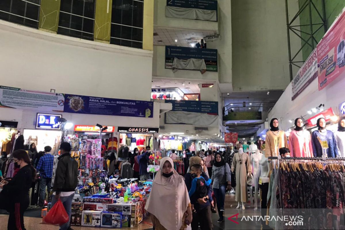 Jam operasional Pasar Tanah Abang diatur antisipasi lonjakan pengunjung