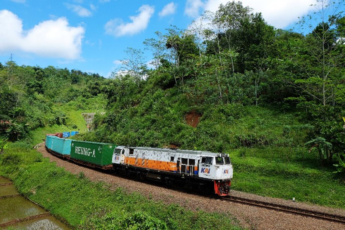 Kereta Api Sumut angkut 22.963 ton barang selama Ramadhan