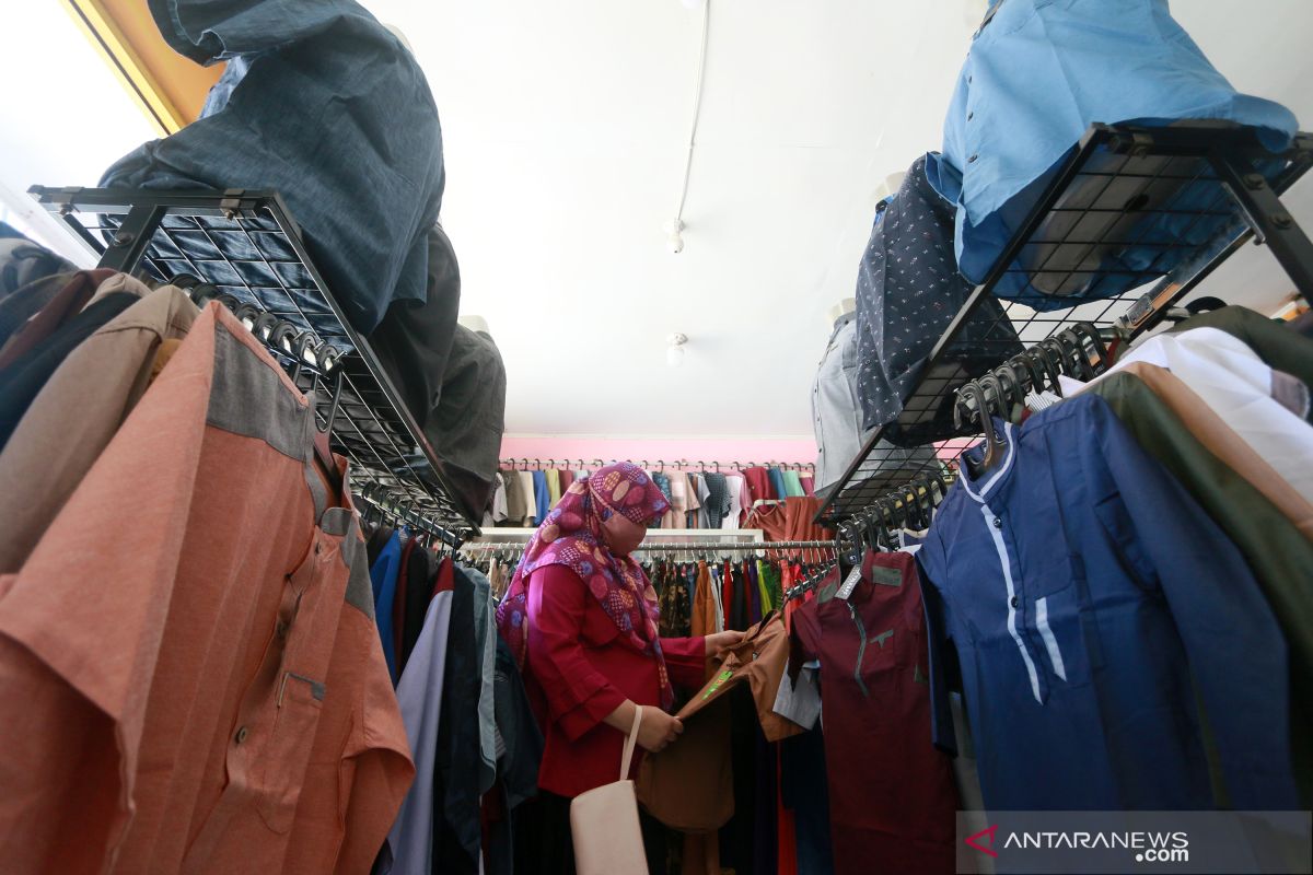 Pembelian busana muslim mulai ramai di Gorontalo