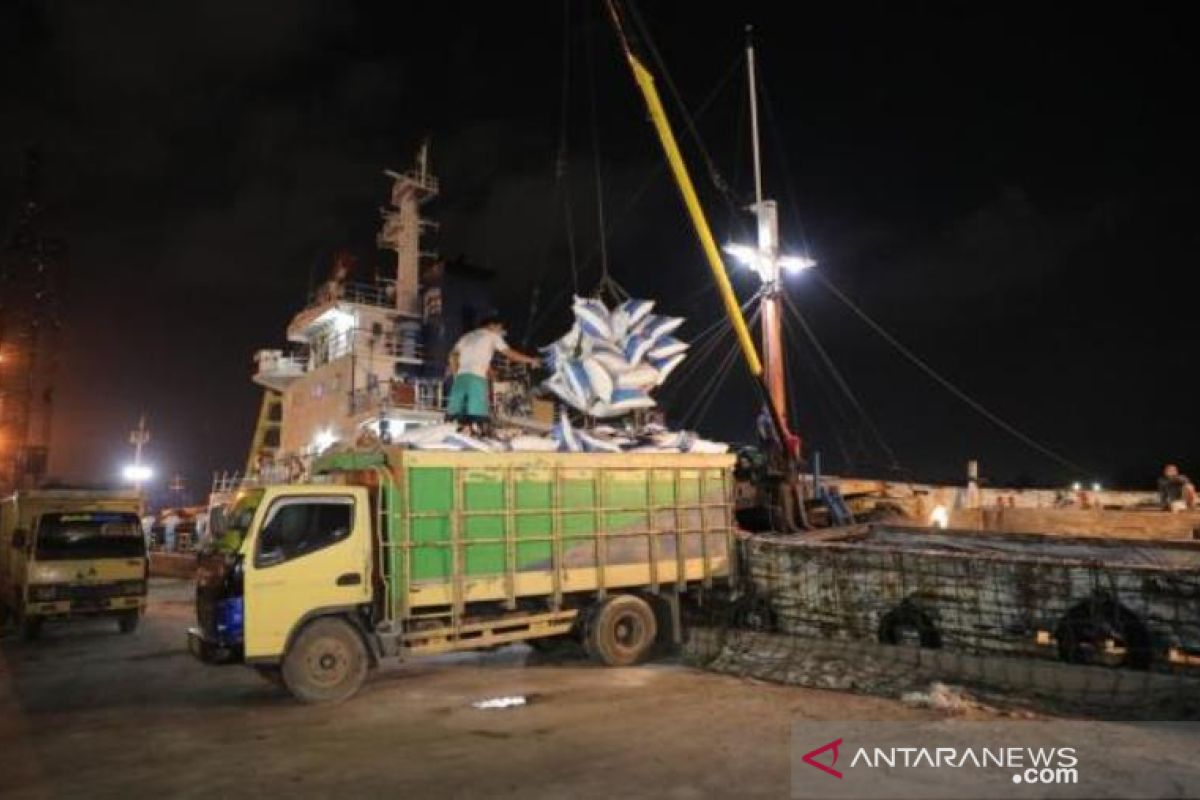 Gubernur cek bongkar muat di Pelabuhan Pangkalbalam jelang Lebaran