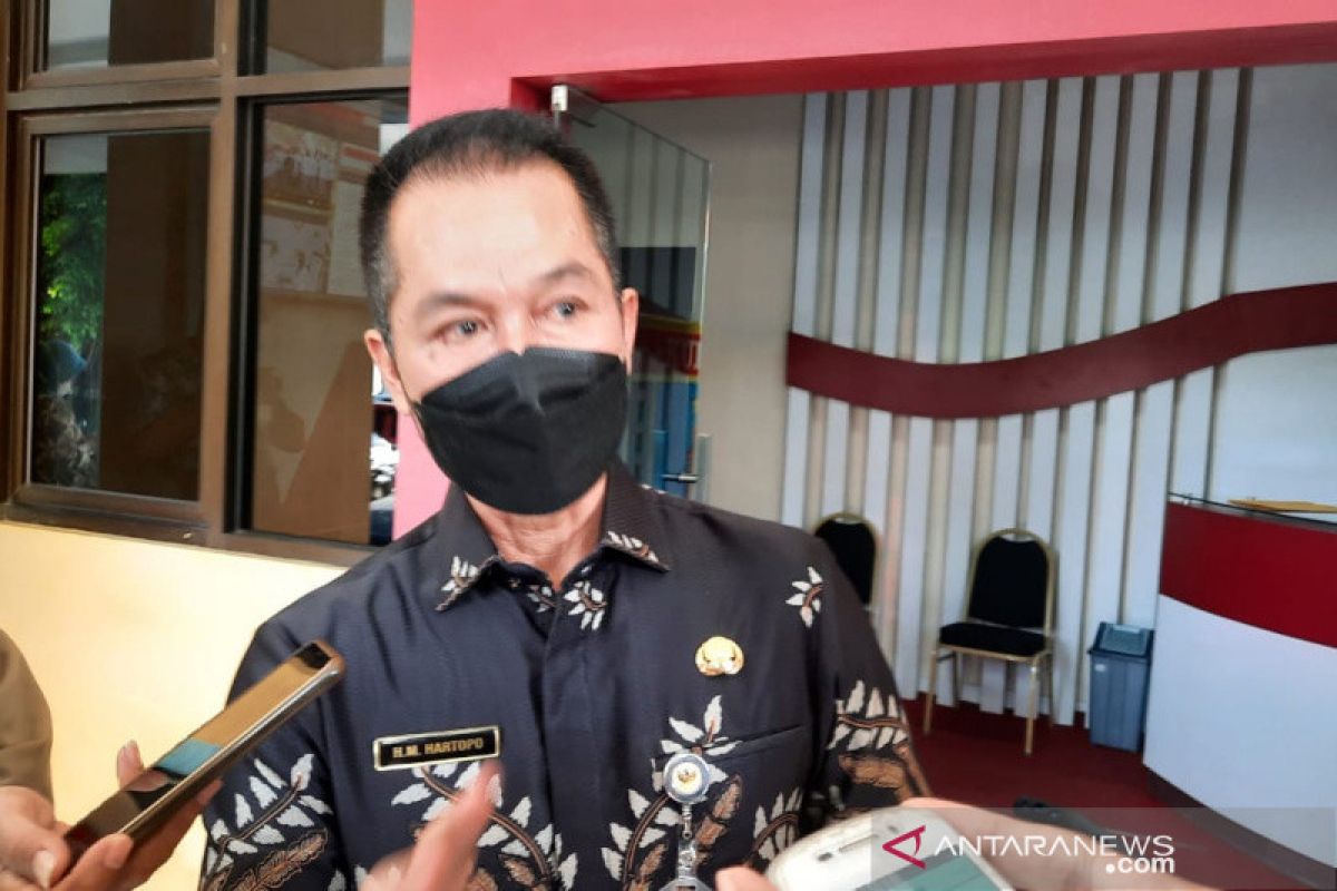 Legislator minta pemda fasilitasi pemulangan santri luar daerah mudik