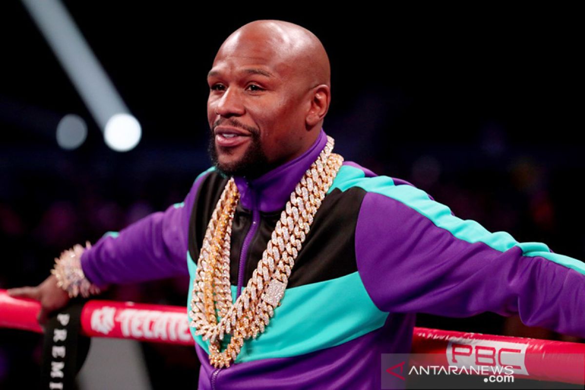 Mayweather akan naik ring lagi bulan depan