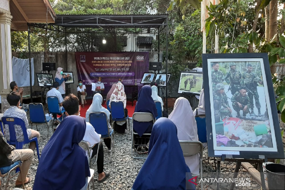 Hari kebebasan pers dunia, AJI dan PFI pamerkan karya saat konflik Aceh