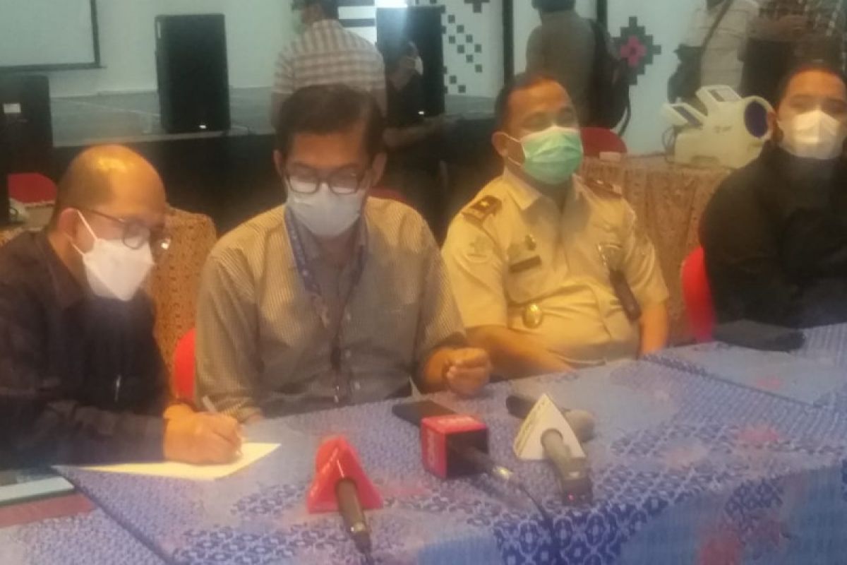 Dirut Kimia Farma: 662 warga dapat pelayanan rapid test di Kualanamu