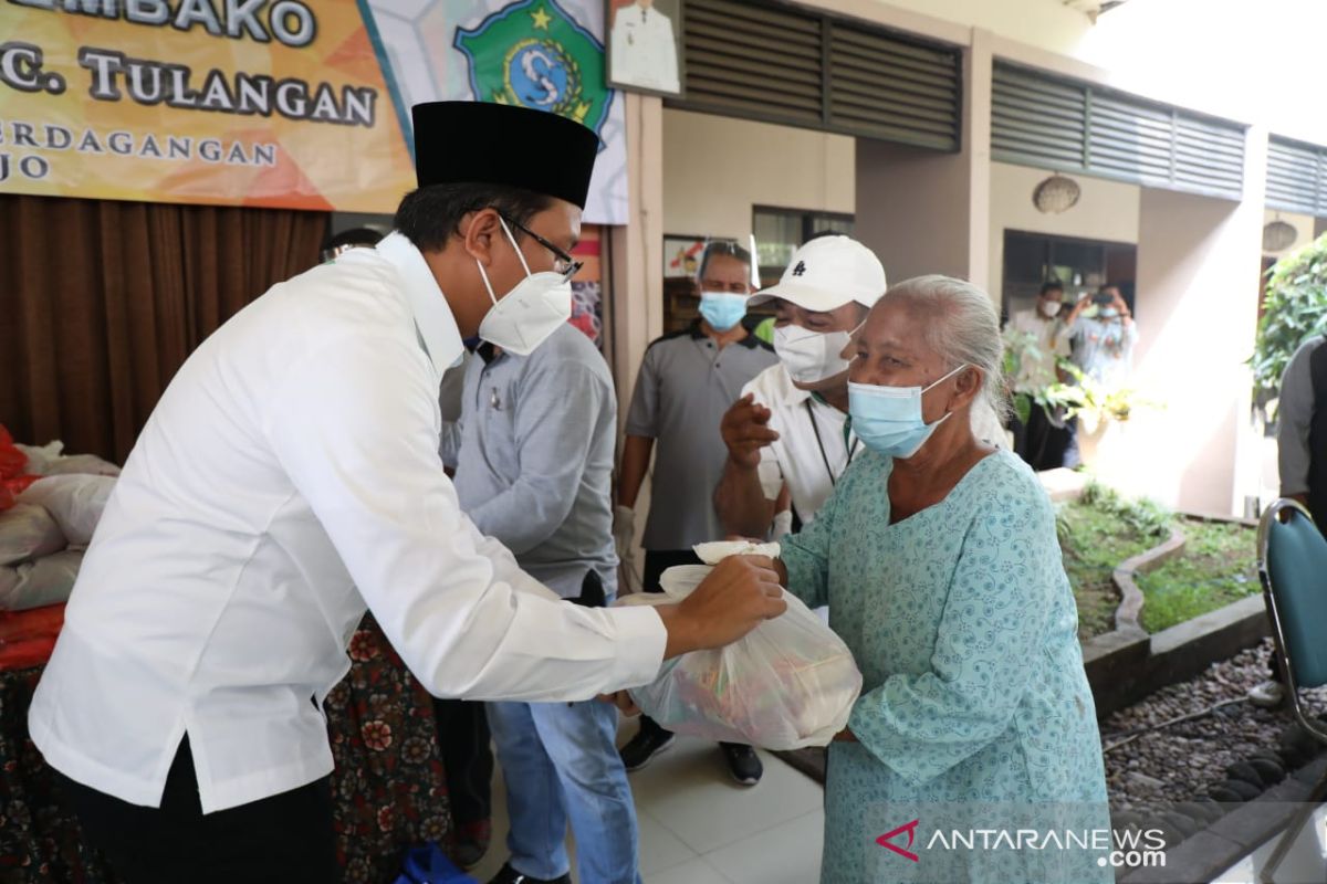 Pemkab Sidoarjo sediakan 3.000 paket sembako di pasar murah