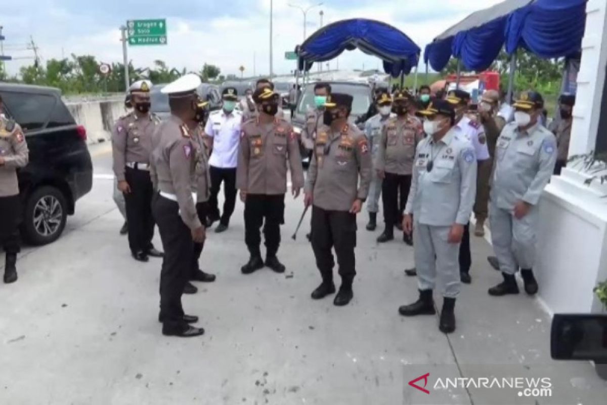 Korlantas Polri cek kesiapan penyekatan jalur mudik di perbatasan Jatim-Jateng