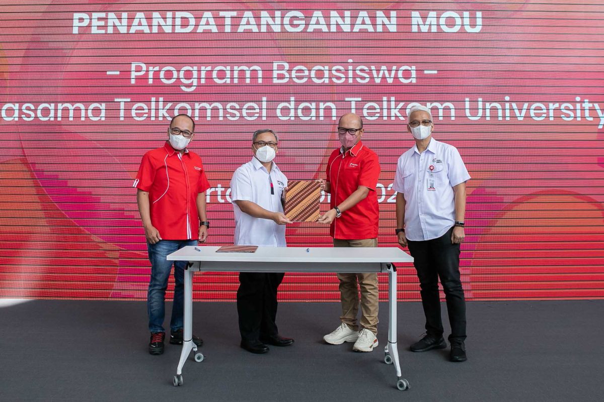 Telkomsel - Telkom University kolaborasi program beasiswa