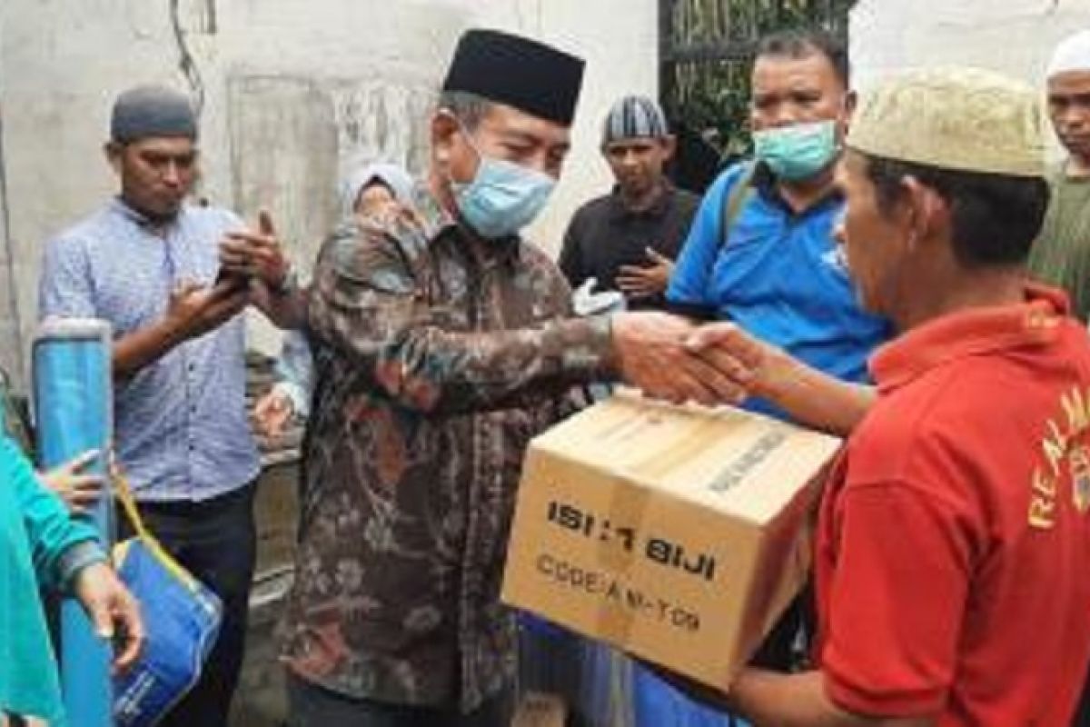 Wabup Mashuri antarkan bantuan untuk korban kebakaran di Rantau Panjang