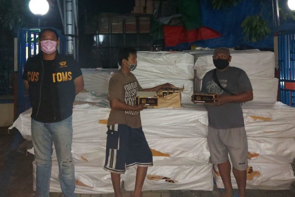 Manfaatkan truk Tronton,  Bea Cukai Kudus sita 600.000 batang rokok ilegal