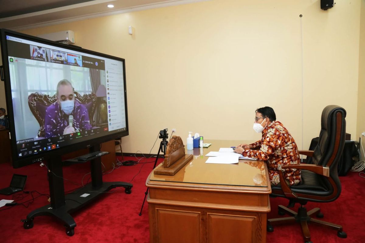 Gubernur Banten Wahidin Halim ajak bupati/walikota kendalikan tempat wisata