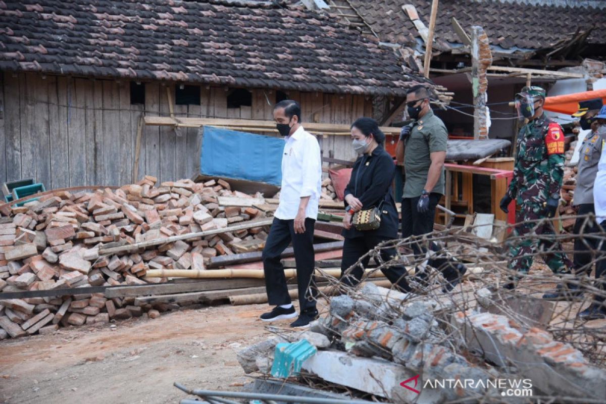 Presiden: Pemerintah bantu warga bangun rumah rusak akibat gempa