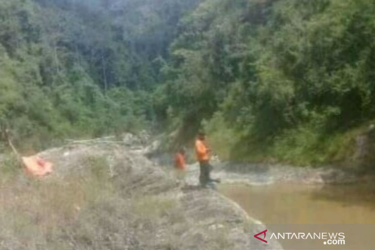 Tim SAR temukan jasad warga hanyut di Sungai Cibuni